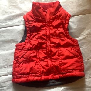 12 m red vest